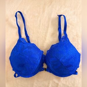 Elegant Blue Lace Bra (Lasenza)